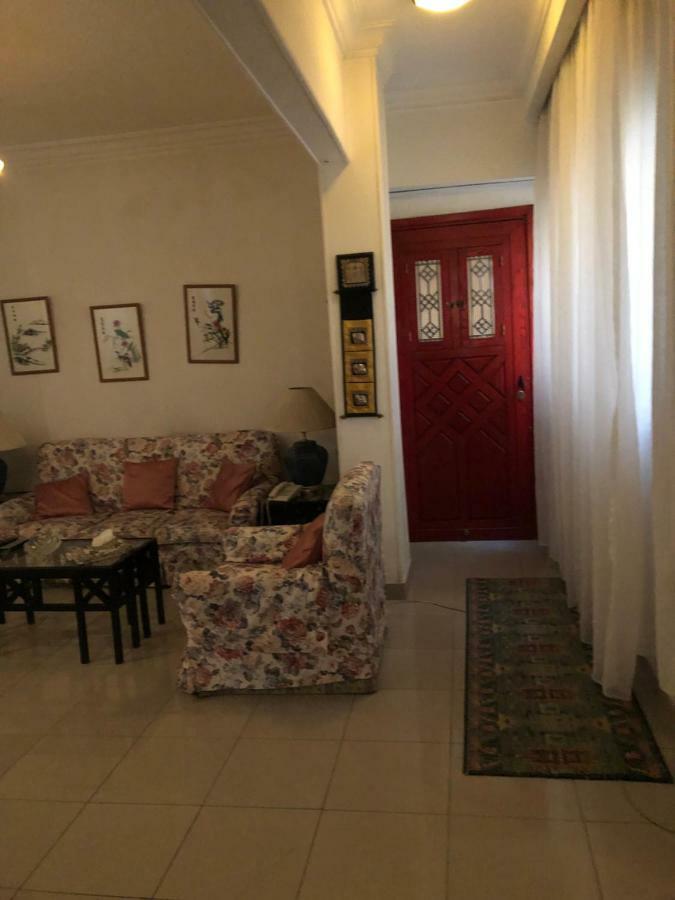 Very Comfortable And Cozy Cairo
